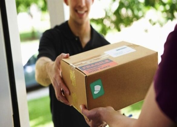 Hàng gửi bưu điện bị lạc, trách nhiệm bồi thường quy định như thế nào?