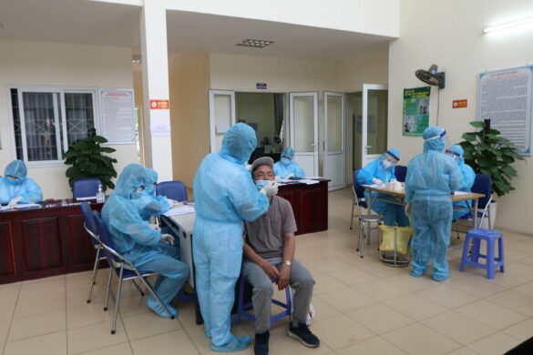 sa thải nhân viên bị mắc covid 19