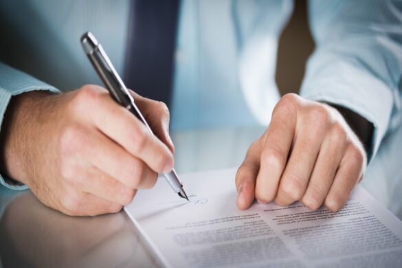 Các bên trong hợp đồng đại diện cho thương nhân có quyền và nghĩa vụ gì?