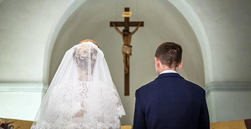 Hôn nhân tự nhiên và hôn nhân Công giáo giống và khác