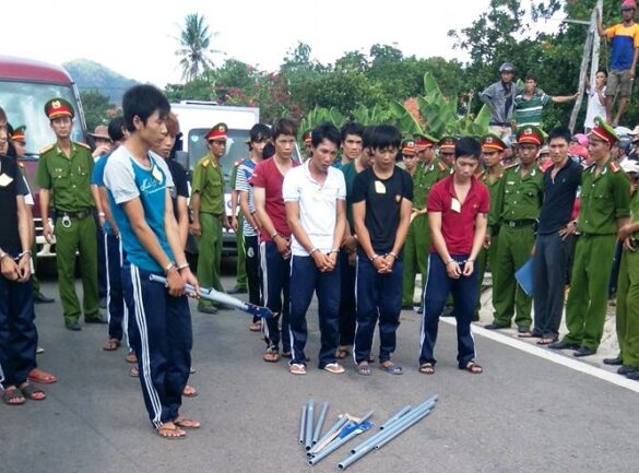 Đồng phạm trong tội gây rối trật tự công cộng