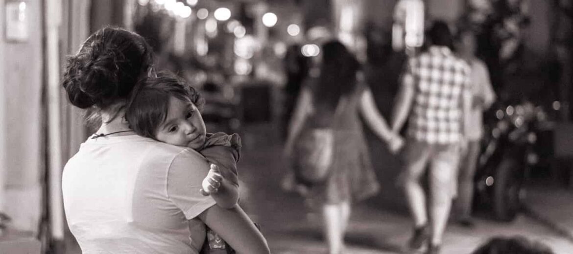 Ly thân có được quen người khác