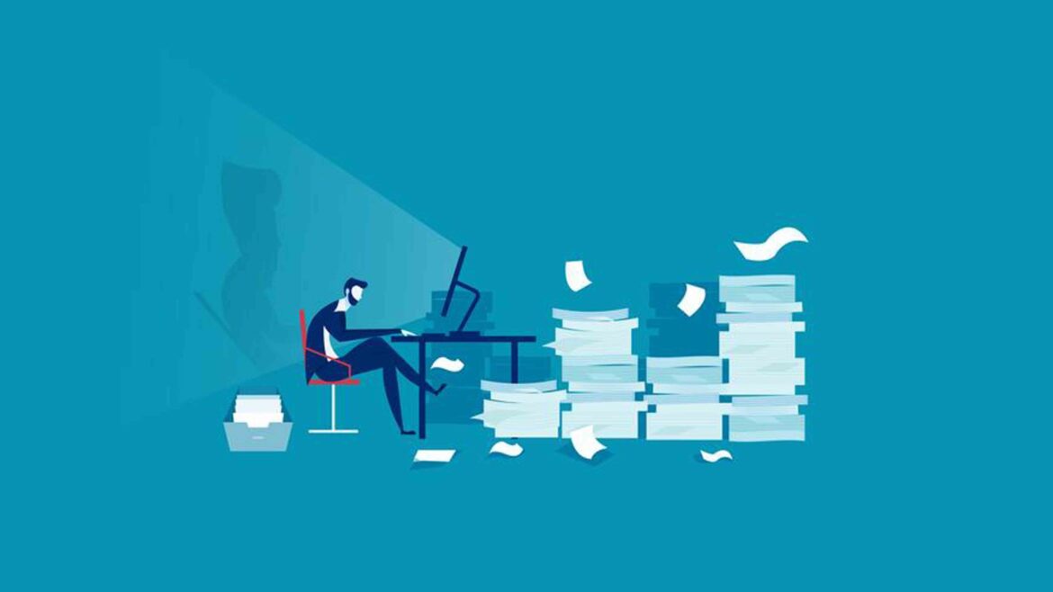 Thực hiện hợp đồng lao động theo quy định pháp luật 2022