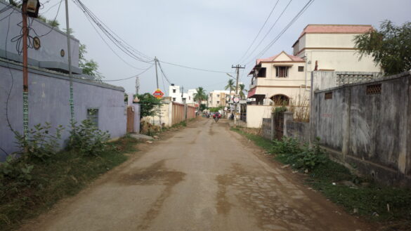 Có nên mua đất dưới đường dây điện