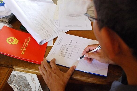 Chuyển nhượng vốn góp bằng quyền sử dụng đất trong công ty