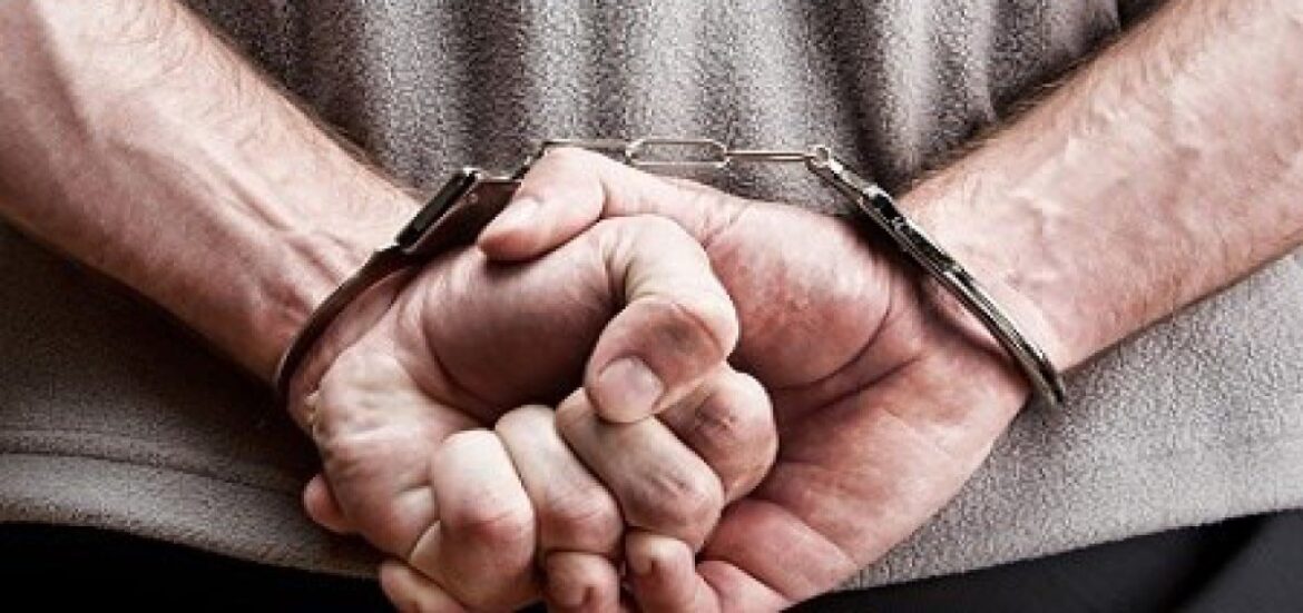 Giết người do bị kích động mạnh có đi tù không?