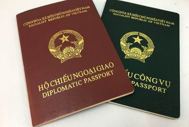 Đối tượng được cấp hộ chiếu ngoại giao theo quy định năm 2022