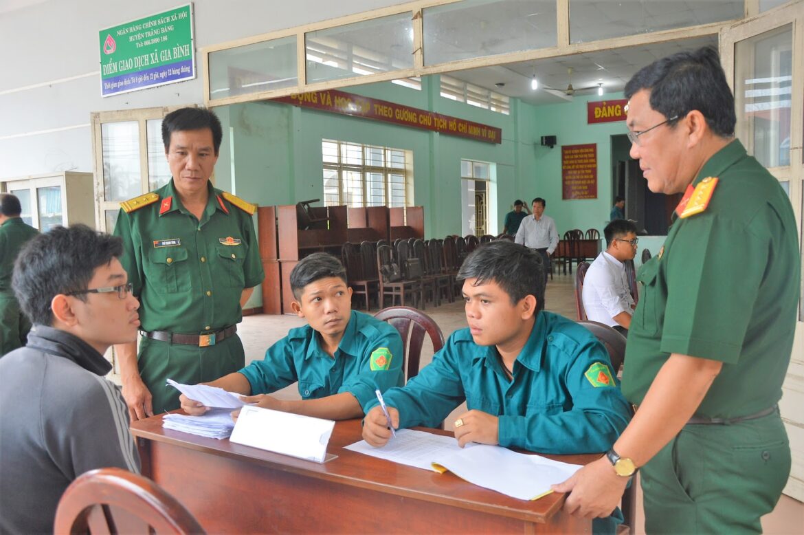 Không có giấy gọi đăng ký nghĩa vụ quân sự có phải đăng ký nghĩa vụ quân sự không?