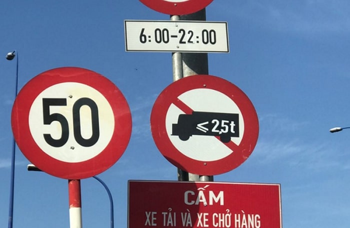 Mức phạt đối với ô tô đi vào đường cấm theo giờ