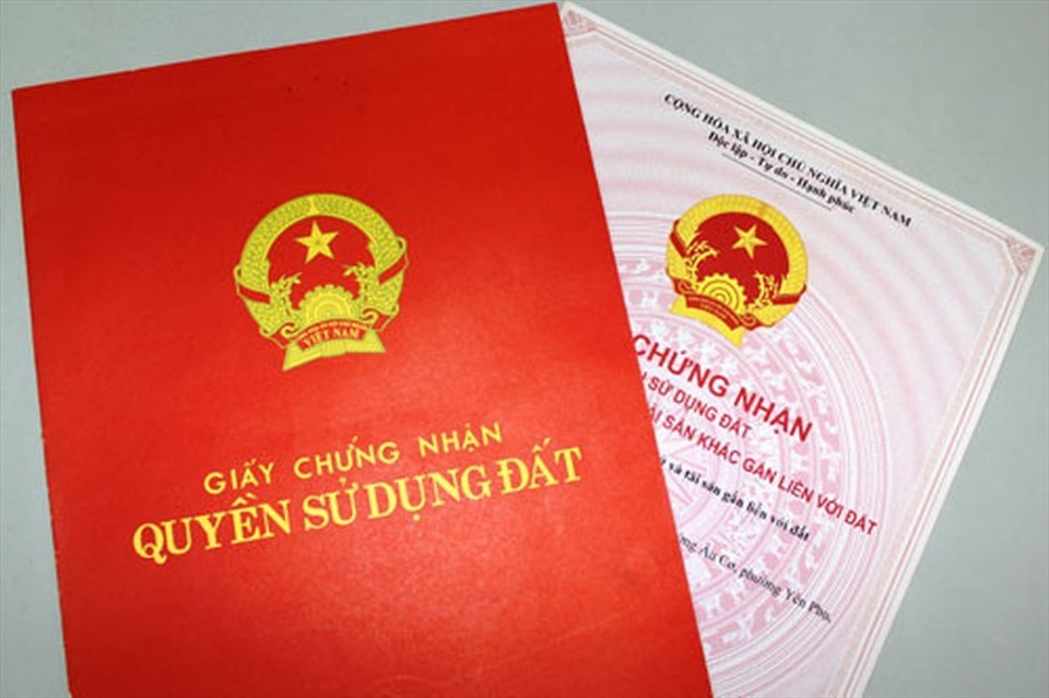 Thủ tục chuyển nhượng hợp đồng mua bán nhà đất năm 2023