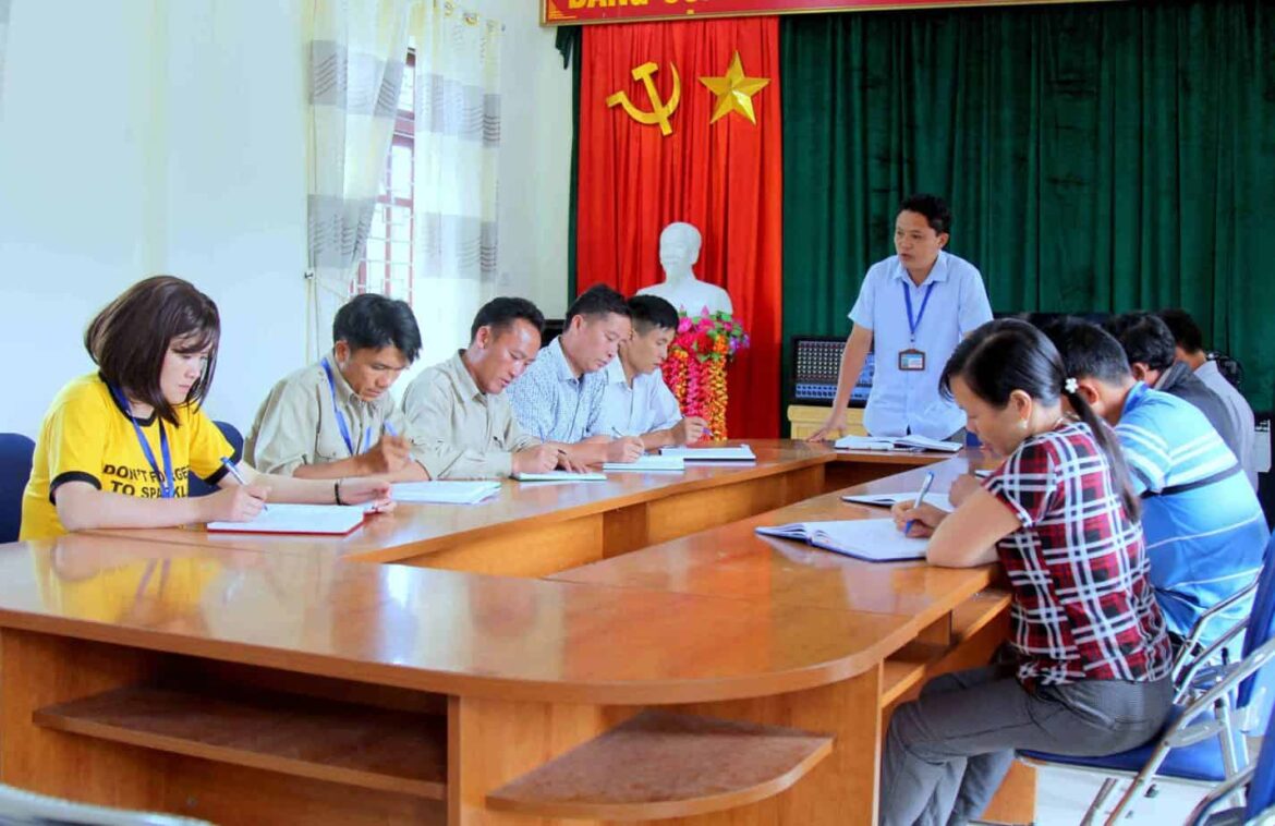 Viên chức hạng 2 là gì?