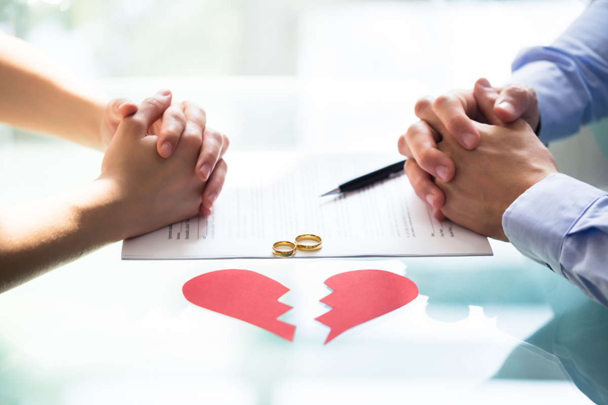 Bao lâu có giấy quyết định ly hôn?