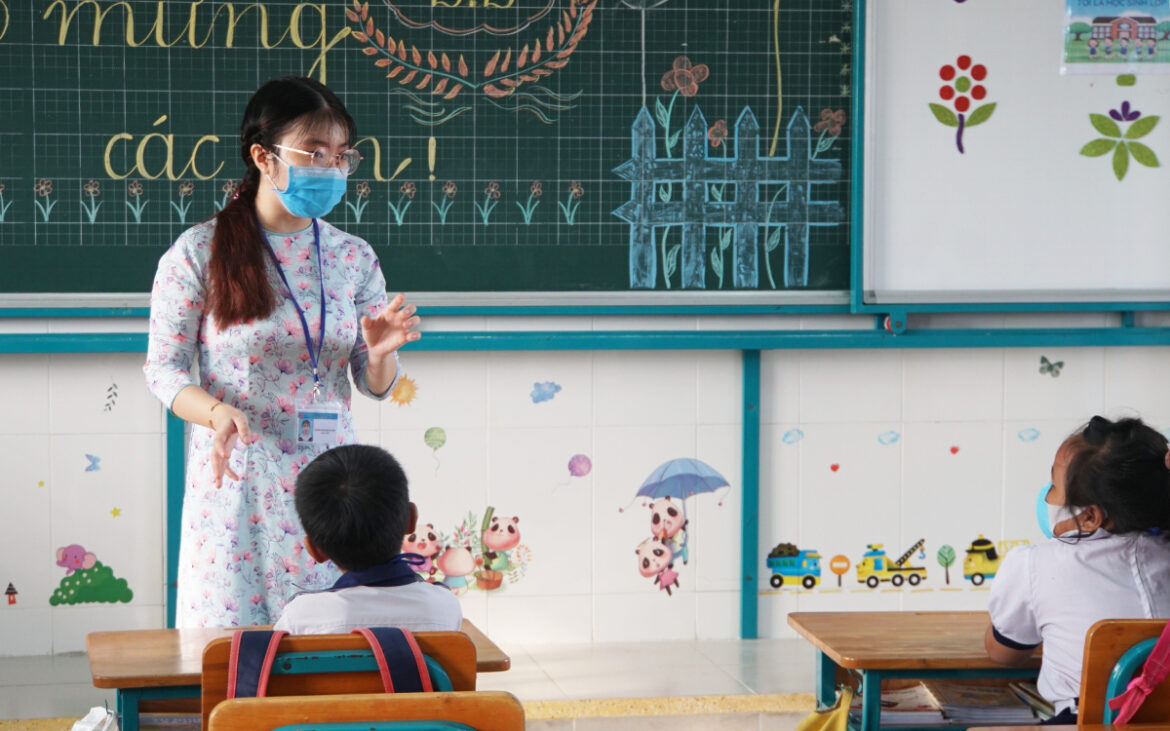 Chính sách thưởng Tết giáo viên 2023