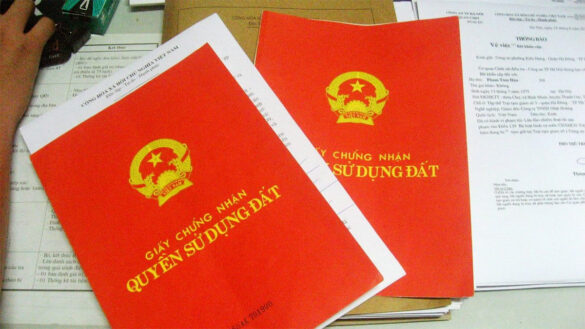 Sổ đỏ cũ có sang tên được không theo quy định?